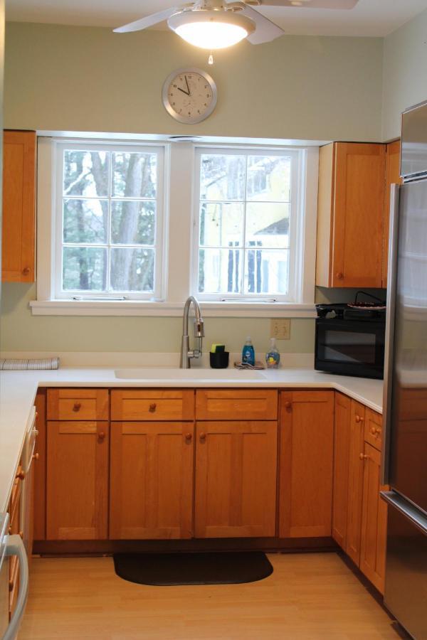 The Hillside B&B. Home W/ Breakfast Service! Wisconsin Dells Exterior photo